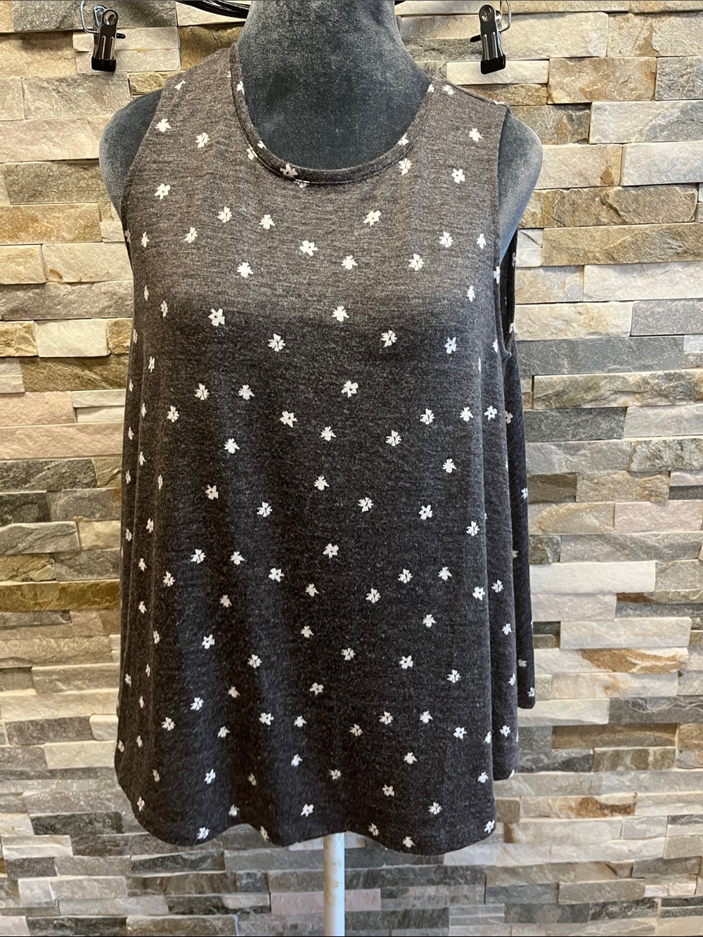 LOFT Charcoal Sleeveless Floral Swing Tank